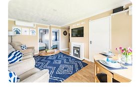 The Phoenix By The Sea- 2 Bedroom Flat In Hunny